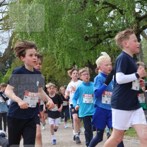 25.04.2026 - Das Zehntel Zöllner http://msf.ph/oto/9664902 25.04.2026 09:40:01 Laufen 5679 meine-sportfotos.de