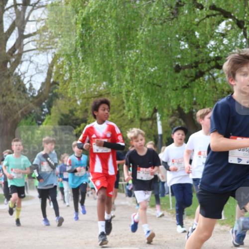 25.04.2026 - Das Zehntel Zöllner http://msf.ph/oto/9664920 25.04.2026 09:40:01 Laufen 5689 meine-sportfotos.de