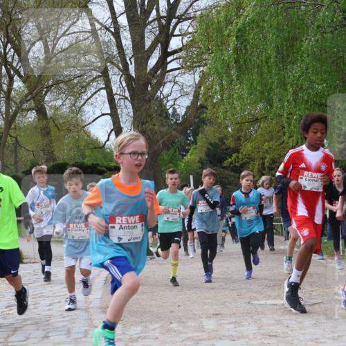 25.04.2026 - Das Zehntel Zöllner http://msf.ph/oto/9664929 25.04.2026 09:40:02 Laufen 5753 meine-sportfotos.de