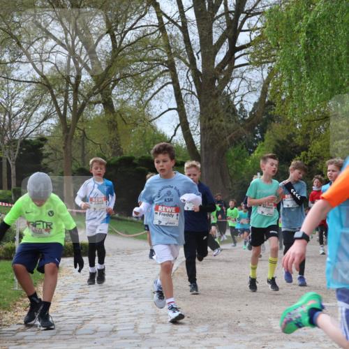 25.04.2026 - Das Zehntel Zöllner http://msf.ph/oto/9664944 25.04.2026 09:40:02 Laufen 1, 5753 meine-sportfotos.de