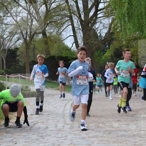25.04.2026 - Das Zehntel Zöllner http://msf.ph/oto/9664953 25.04.2026 09:40:03 Laufen 6420 meine-sportfotos.de