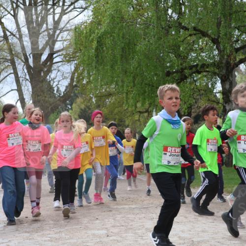 25.04.2026 - Das Zehntel Zöllner http://msf.ph/oto/9664990 25.04.2026 11:46:56 Laufen 12096, 10094, 1, 12094, 12122, 250 meine-sportfotos.de