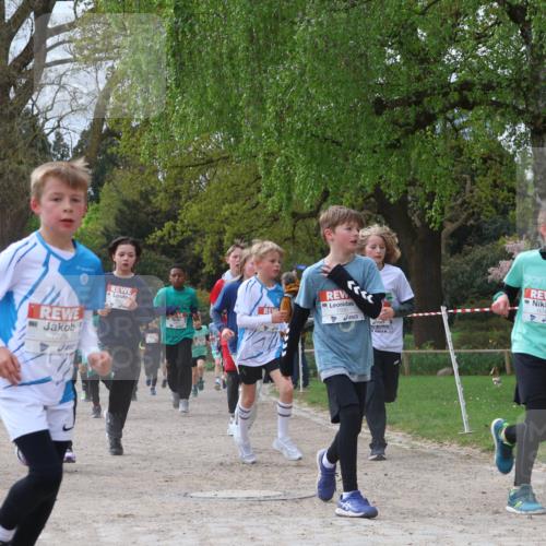 25.04.2026 - Das Zehntel Zöllner http://msf.ph/oto/9664992 25.04.2026 09:40:05 Laufen 7729 meine-sportfotos.de