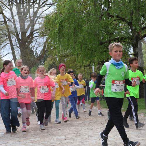 25.04.2026 - Das Zehntel Zöllner http://msf.ph/oto/9664996 25.04.2026 11:46:56 Laufen 12096, 10064, 12094, 5, 12122, 10944 meine-sportfotos.de