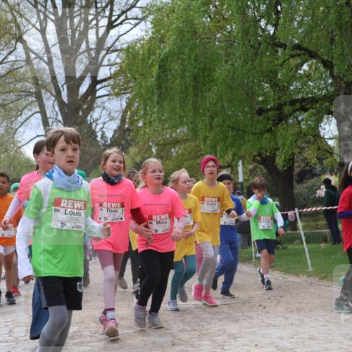 25.04.2026 - Das Zehntel Zöllner http://msf.ph/oto/9665017 25.04.2026 11:46:57 Laufen 12121, 12096 meine-sportfotos.de