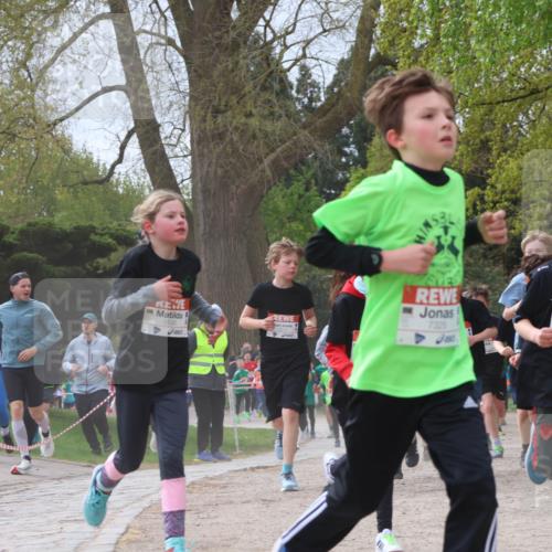 25.04.2026 - Das Zehntel Zöllner http://msf.ph/oto/9665115 25.04.2026 09:40:10 Laufen 5500, 7325, 6993 meine-sportfotos.de