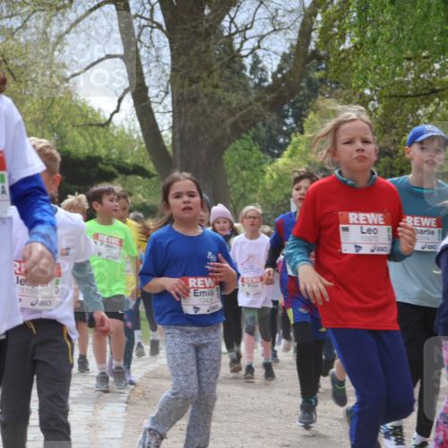 25.04.2026 - Das Zehntel Zöllner http://msf.ph/oto/9665119 25.04.2026 11:47:02 Laufen 11519, 11866, 1043, 10972, 2514, 2515 meine-sportfotos.de