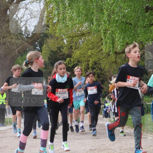 25.04.2026 - Das Zehntel Zöllner http://msf.ph/oto/9665127 25.04.2026 09:40:10 Laufen 5517, 6052 meine-sportfotos.de