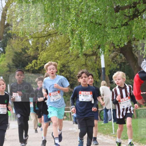 25.04.2026 - Das Zehntel Zöllner http://msf.ph/oto/9665148 25.04.2026 09:40:11 Laufen 5514, 5495, 5569, 7190, 5500 meine-sportfotos.de
