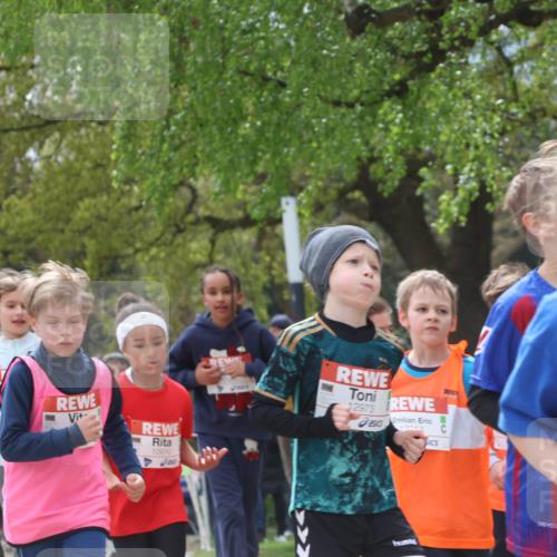 25.04.2026 - Das Zehntel Zöllner http://msf.ph/oto/9665149 25.04.2026 11:47:04 Laufen 10910, 12973, 2513 meine-sportfotos.de