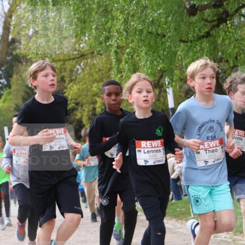 25.04.2026 - Das Zehntel Zöllner http://msf.ph/oto/9665193 25.04.2026 09:40:13 Laufen 5514, 5495, 6410, 6988, 6997 meine-sportfotos.de