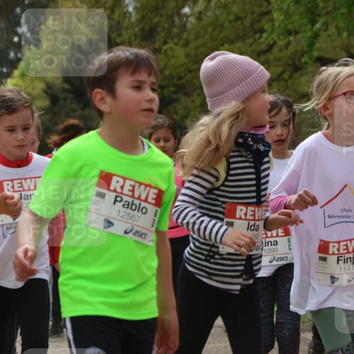 25.04.2026 - Das Zehntel Zöllner http://msf.ph/oto/9665197 25.04.2026 11:47:06 Laufen 18, 13, 12567, 85, 1399, 11414, 129 meine-sportfotos.de