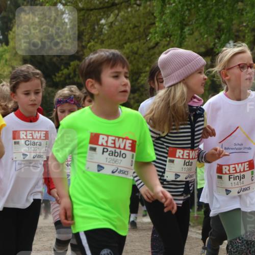 25.04.2026 - Das Zehntel Zöllner http://msf.ph/oto/9665206 25.04.2026 11:47:06 Laufen 12265, 11391, 12567, 11385, 11414, 12981 meine-sportfotos.de