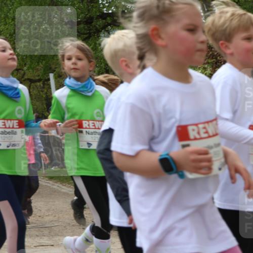 25.04.2026 - Das Zehntel Zöllner http://msf.ph/oto/9665260 25.04.2026 11:47:09 Laufen 12366, 12107, 121 meine-sportfotos.de