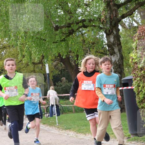 25.04.2026 - Das Zehntel Zöllner http://msf.ph/oto/9665286 25.04.2026 09:40:17 Laufen 6100 meine-sportfotos.de