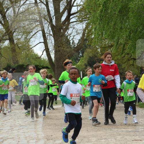 25.04.2026 - Das Zehntel Zöllner http://msf.ph/oto/9665296 25.04.2026 11:47:11 Laufen 11042, 122 meine-sportfotos.de