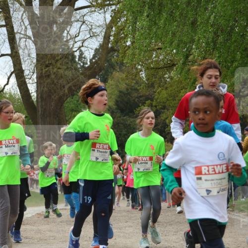 25.04.2026 - Das Zehntel Zöllner http://msf.ph/oto/9665308 25.04.2026 11:47:11 Laufen 12069, 12600, 12659, 12595, 19, 11042, 12059 meine-sportfotos.de
