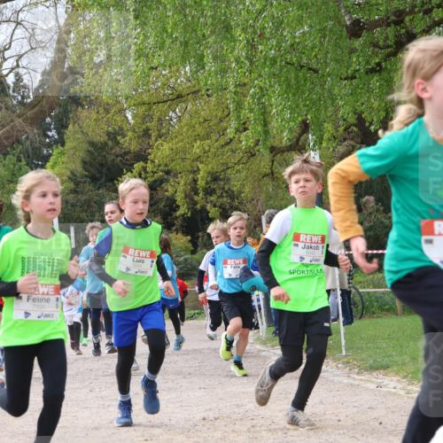 25.04.2026 - Das Zehntel Zöllner http://msf.ph/oto/9665334 25.04.2026 09:40:19 Laufen 7104, 6044, 7981 meine-sportfotos.de