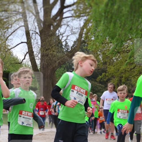 25.04.2026 - Das Zehntel Zöllner http://msf.ph/oto/9665350 25.04.2026 11:47:14 Laufen 12074, 12069, 12062, 12534, 72, 12600 meine-sportfotos.de