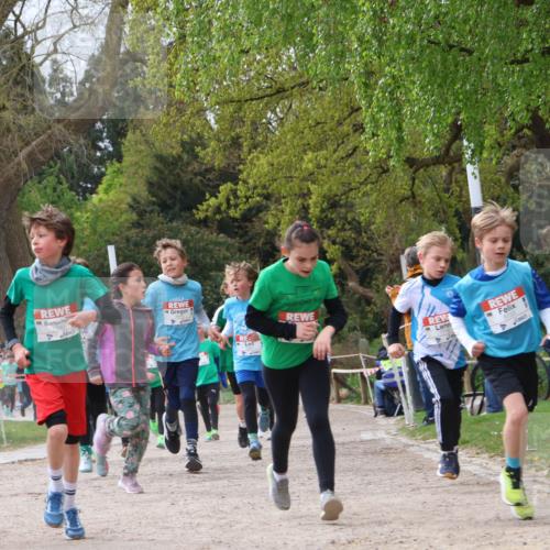 25.04.2026 - Das Zehntel Zöllner http://msf.ph/oto/9665376 25.04.2026 09:40:20 Laufen 7913 meine-sportfotos.de