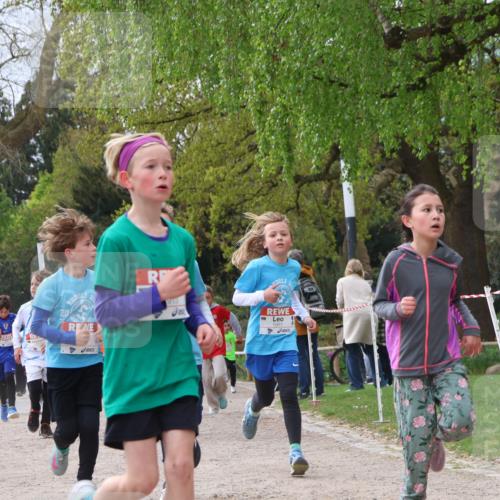 25.04.2026 - Das Zehntel Zöllner http://msf.ph/oto/9665433 25.04.2026 09:40:23 Laufen 20, 913, 6951 meine-sportfotos.de