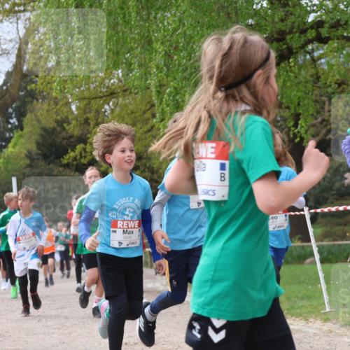 25.04.2026 - Das Zehntel Zöllner http://msf.ph/oto/9665469 25.04.2026 09:40:24 Laufen 20, 6936, 8951, 7913 meine-sportfotos.de
