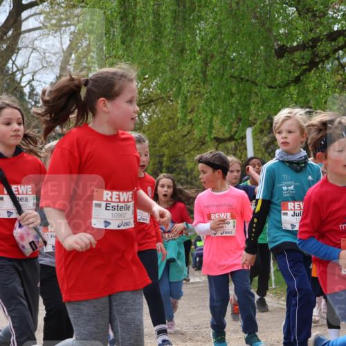 25.04.2026 - Das Zehntel Zöllner http://msf.ph/oto/9665476 25.04.2026 11:47:22 Laufen 63, 1, 10962, 354, 12, 1182 meine-sportfotos.de