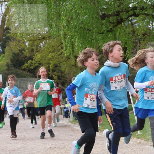 25.04.2026 - Das Zehntel Zöllner http://msf.ph/oto/9665481 25.04.2026 09:40:24 Laufen 20, 6936, 25103, 6942 meine-sportfotos.de