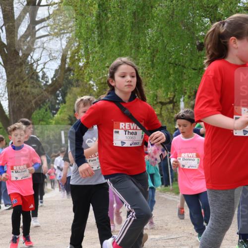 25.04.2026 - Das Zehntel Zöllner http://msf.ph/oto/9665491 25.04.2026 11:47:23 Laufen 10963, 10056, 1029, 10051, 10962, 123, 2 meine-sportfotos.de