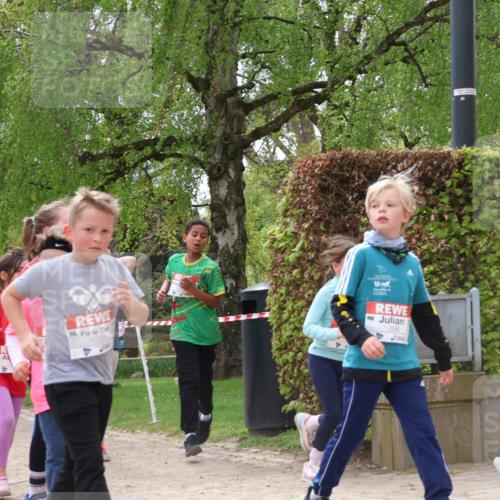 25.04.2026 - Das Zehntel Zöllner http://msf.ph/oto/9665515 25.04.2026 11:47:24 Laufen 10290, 12836 meine-sportfotos.de