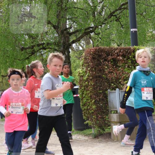 25.04.2026 - Das Zehntel Zöllner http://msf.ph/oto/9665527 25.04.2026 11:47:24 Laufen 10051, 1029 meine-sportfotos.de