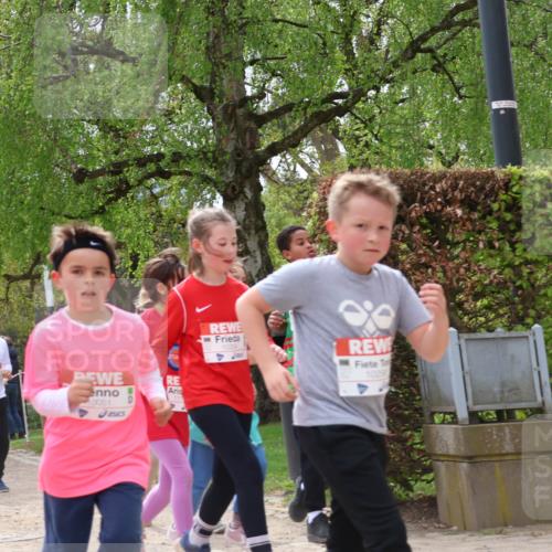 25.04.2026 - Das Zehntel Zöllner http://msf.ph/oto/9665539 25.04.2026 11:47:24 Laufen 10056, 0051, 10290 meine-sportfotos.de