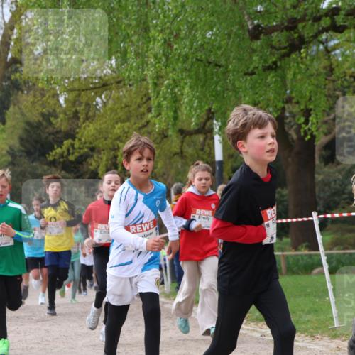 25.04.2026 - Das Zehntel Zöllner http://msf.ph/oto/9665544 25.04.2026 09:40:26 Laufen 5928 meine-sportfotos.de
