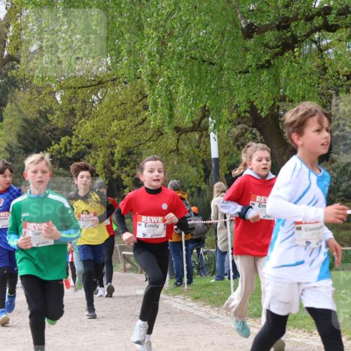 25.04.2026 - Das Zehntel Zöllner http://msf.ph/oto/9665562 25.04.2026 09:40:27 Laufen 6136, 614, 770 meine-sportfotos.de