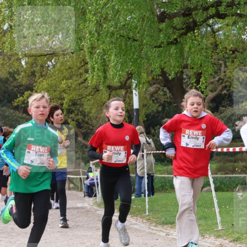 25.04.2026 - Das Zehntel Zöllner http://msf.ph/oto/9665565 25.04.2026 09:40:27 Laufen 5526, 6136, 6142, 7723 meine-sportfotos.de
