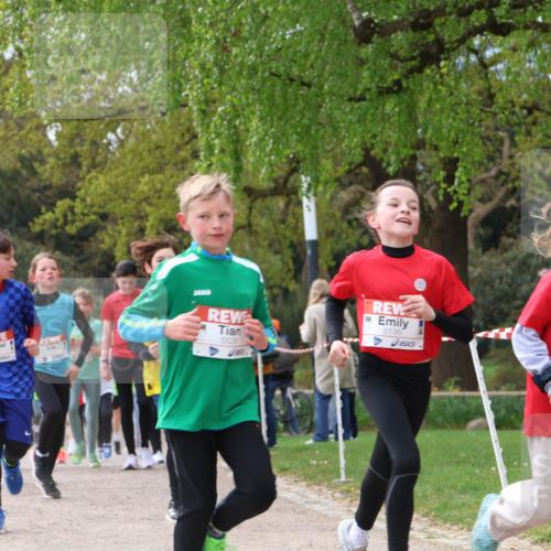 25.04.2026 - Das Zehntel Zöllner http://msf.ph/oto/9665580 25.04.2026 09:40:28 Laufen 5626, 6136, 6142 meine-sportfotos.de