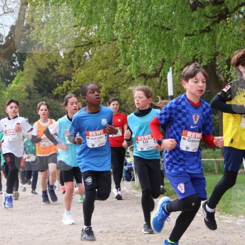 25.04.2026 - Das Zehntel Zöllner http://msf.ph/oto/9665616 25.04.2026 09:40:29 Laufen 6358, 5834, 8061, 806 meine-sportfotos.de