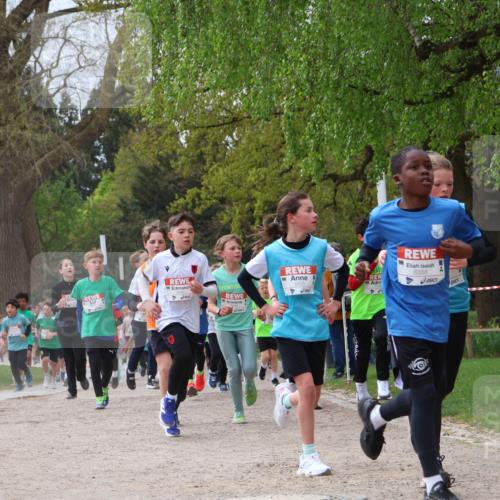 25.04.2026 - Das Zehntel Zöllner http://msf.ph/oto/9665622 25.04.2026 09:40:30 Laufen 5787, 6358 meine-sportfotos.de