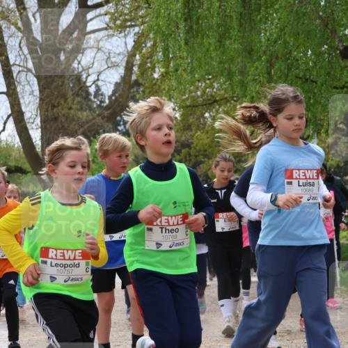25.04.2026 - Das Zehntel Zöllner http://msf.ph/oto/9665632 25.04.2026 11:47:28 Laufen 35, 123, 10757, 10769, 10689 meine-sportfotos.de