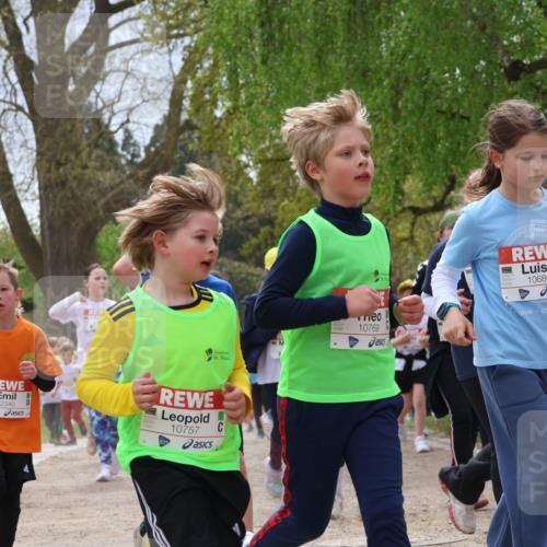 25.04.2026 - Das Zehntel Zöllner http://msf.ph/oto/9665635 25.04.2026 11:47:28 Laufen 12340, 10757, 10769, 10689 meine-sportfotos.de