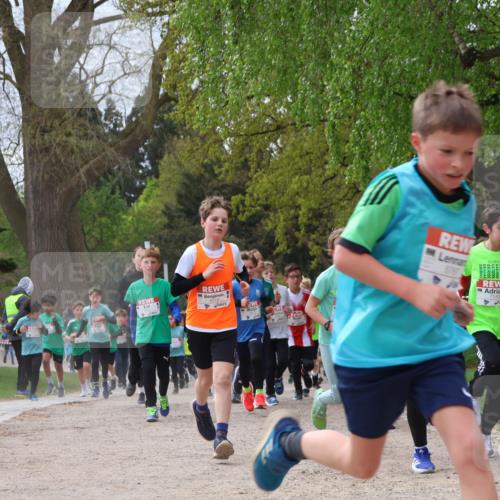 25.04.2026 - Das Zehntel Zöllner http://msf.ph/oto/9665652 25.04.2026 09:40:31 Laufen 8, 09 meine-sportfotos.de