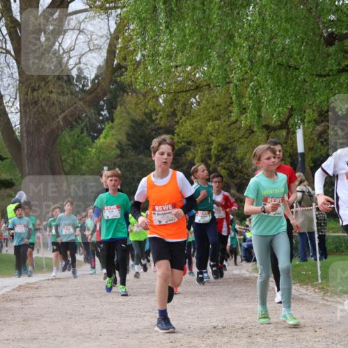 25.04.2026 - Das Zehntel Zöllner http://msf.ph/oto/9665664 25.04.2026 09:40:31 Laufen 6078 meine-sportfotos.de