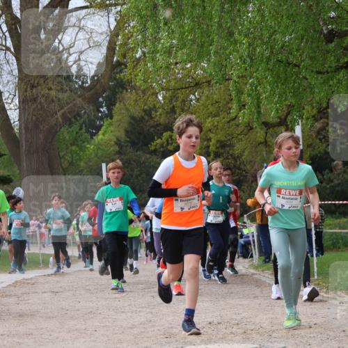25.04.2026 - Das Zehntel Zöllner http://msf.ph/oto/9665670 25.04.2026 09:40:31 Laufen 6078, 6097, 8044 meine-sportfotos.de