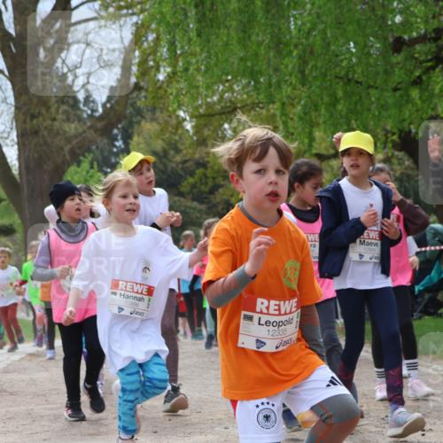 25.04.2026 - Das Zehntel Zöllner http://msf.ph/oto/9665677 25.04.2026 11:47:30 Laufen 10886, 12335, 12888 meine-sportfotos.de