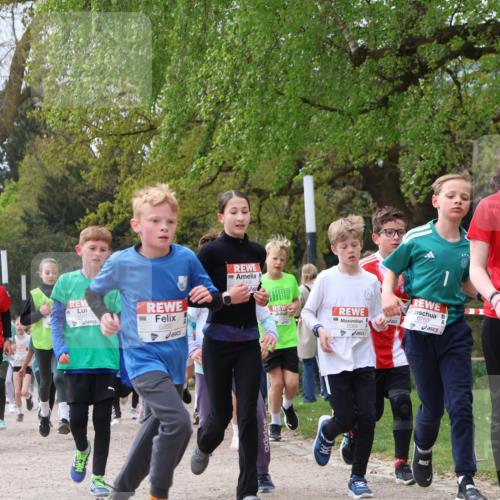 25.04.2026 - Das Zehntel Zöllner http://msf.ph/oto/9665730 25.04.2026 09:40:34 Laufen 7585, 6350, 5100, 5089, 6250, 6144 meine-sportfotos.de