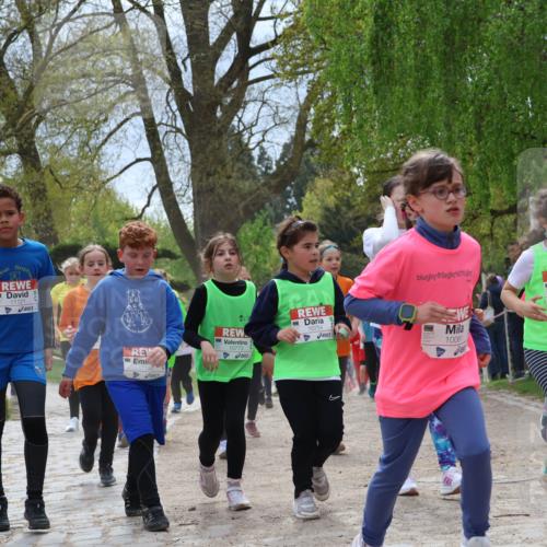25.04.2026 - Das Zehntel Zöllner http://msf.ph/oto/9665731 25.04.2026 11:47:33 Laufen 11121, 11132, 10825, 10773, 10754, 10061 meine-sportfotos.de