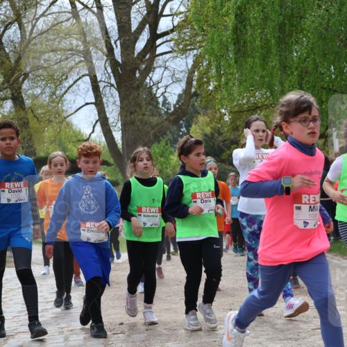 25.04.2026 - Das Zehntel Zöllner http://msf.ph/oto/9665734 25.04.2026 11:47:33 Laufen 11121, 11132, 10773, 10754, 100, 10825 meine-sportfotos.de