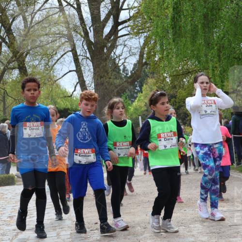 25.04.2026 - Das Zehntel Zöllner http://msf.ph/oto/9665740 25.04.2026 11:47:34 Laufen 11121, 11132, 10773, 10754, 11518, 100 meine-sportfotos.de