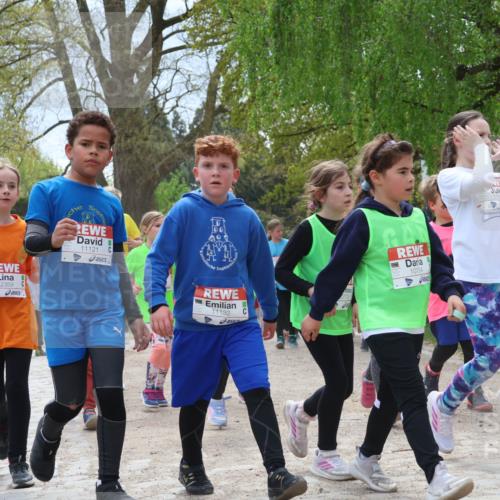 25.04.2026 - Das Zehntel Zöllner http://msf.ph/oto/9665755 25.04.2026 11:47:35 Laufen 12359, 11121, 11132, 10754 meine-sportfotos.de