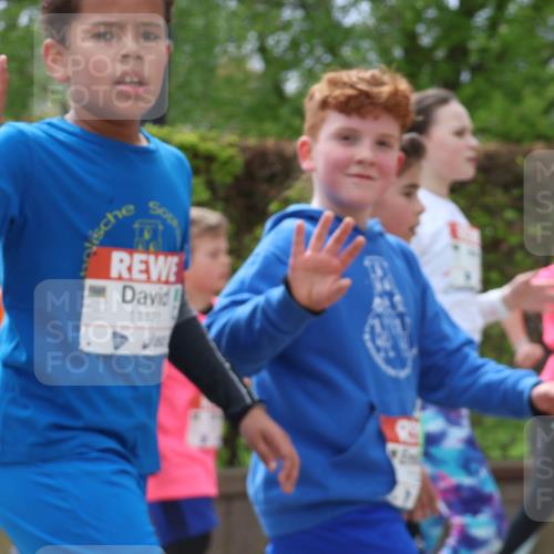 25.04.2026 - Das Zehntel Zöllner http://msf.ph/oto/9665803 25.04.2026 11:47:37 Laufen 11121 meine-sportfotos.de